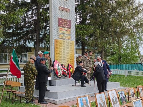 В селе Чулпаново праздничный митинг ко Дню Победы прошел с участием ветерана войны Каима Самигуллина