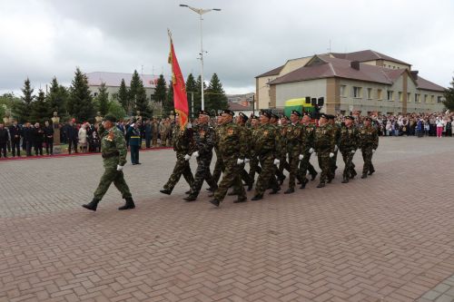В Нурлате прошел парад Победы