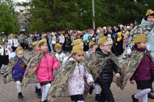 В Нурлате прошел парад Победы