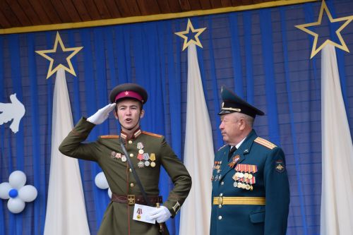 Юнармейцы Нурлата удостоились медалей за участие в Параде Победы