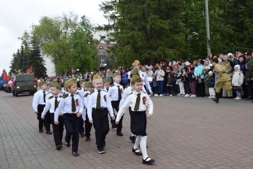 В Нурлате прошел парад Победы