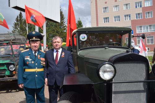В Нурлате День Победы отпраздновали масштабной программой на центральной площади