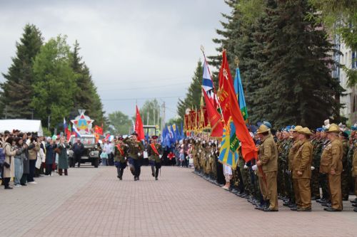 В Нурлате прошел парад Победы