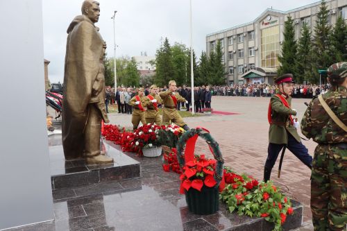 В Нурлате прошел парад Победы