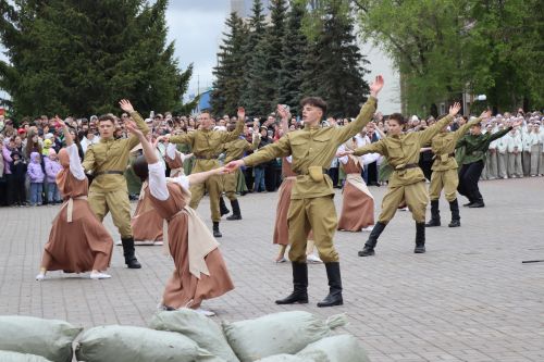 В Нурлате прошел парад Победы