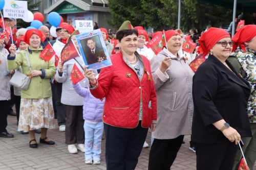 В Нурлате прошел парад Победы