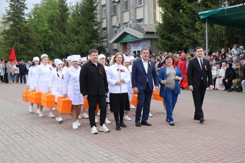 В Нурлате прошел парад Победы
