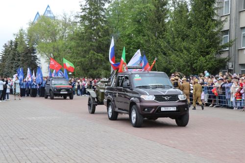 В Нурлате прошел парад Победы