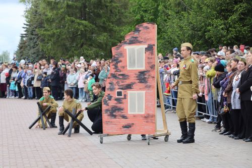 В Нурлате прошел парад Победы