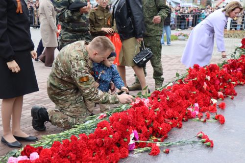 В Нурлате прошел парад Победы