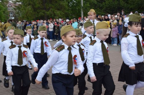 В Нурлате прошел парад Победы