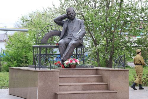 В Нурлате прошел парад Победы