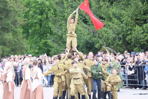 В Нурлате прошел парад Победы