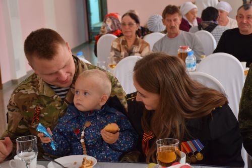 В Нурлате участники СВО стали почетными гостями праздничных мероприятий к 9 Мая