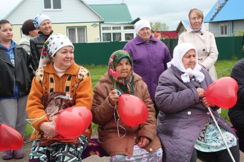 Большой праздник в маленьком поселке: в Старом Ауле почтили память героев Великой Отечественной войны