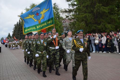 В Нурлате прошел парад Победы