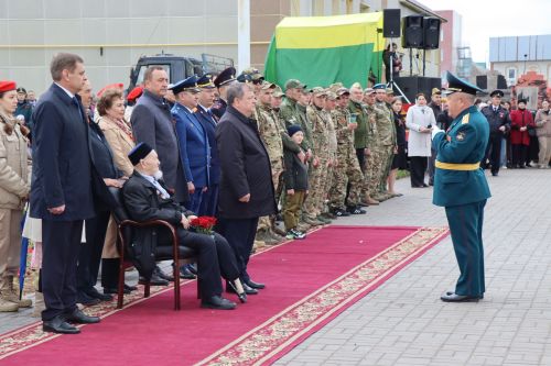 В Нурлате прошел парад Победы