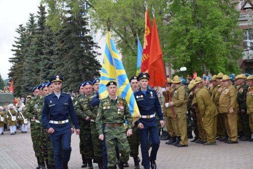 В Нурлате прошел парад Победы