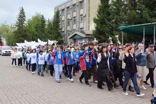 В Нурлате прошел парад Победы