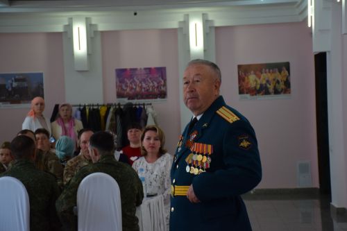 В Нурлате участники СВО стали почетными гостями праздничных мероприятий к 9 Мая