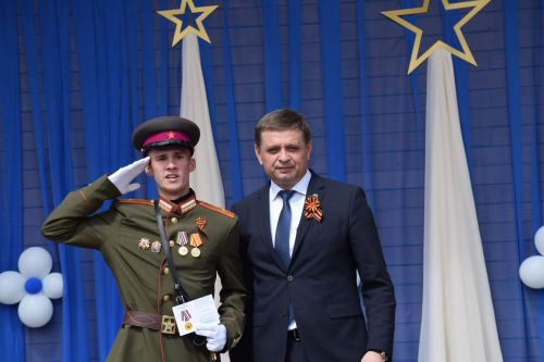 Юнармейцы Нурлата удостоились медалей за участие в Параде Победы