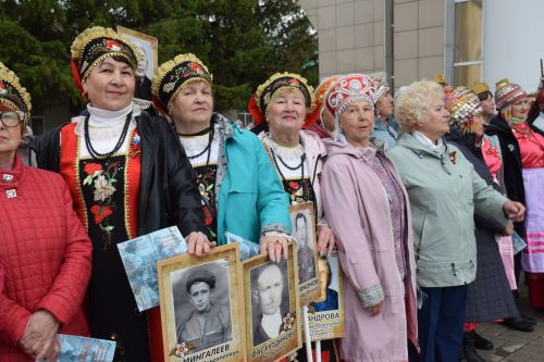 В День Победы нурлатцы присоединились к акции «Народный хор Победы»