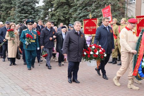В Нурлате прошел парад Победы
