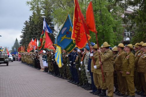 В Нурлате прошел парад Победы