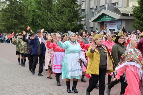 В Нурлате прошел парад Победы