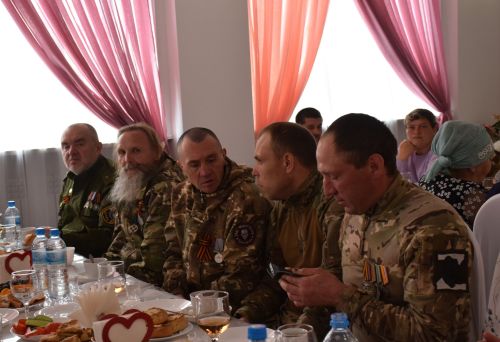 В Нурлате участники СВО стали почетными гостями праздничных мероприятий к 9 Мая