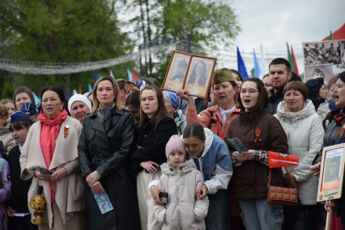 В День Победы нурлатцы присоединились к акции «Народный хор Победы»
