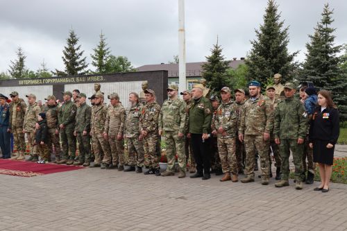 В Нурлате прошел парад Победы