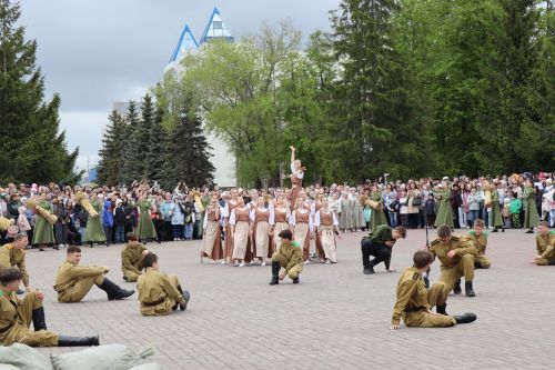 В Нурлате прошел парад Победы