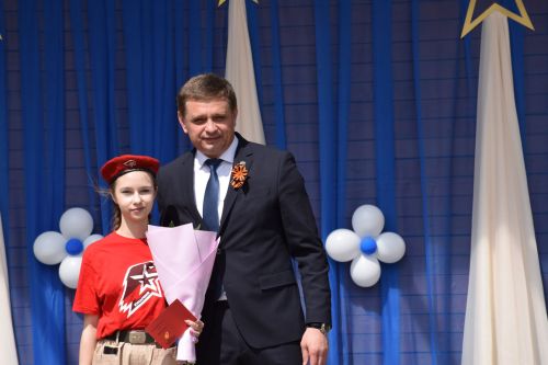 Юнармейцы Нурлата удостоились медалей за участие в Параде Победы