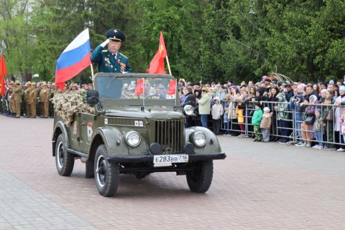 В Нурлате прошел парад Победы