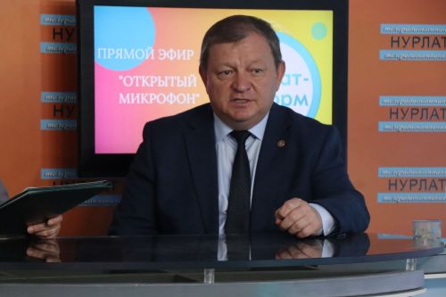 Дамир Ишкинеев поздравил коллектив «Нурлат-информа» с 25-летием телевидения