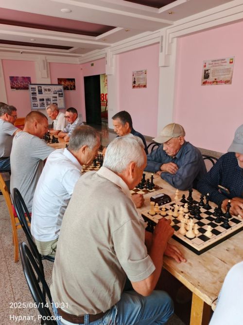 В Нурлате прошли шахматно-шашечные турниры, посвященные Дню России