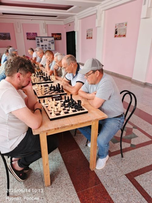 В Нурлате прошли шахматно-шашечные турниры, посвященные Дню России