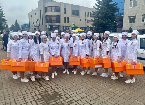 Нурлатские медицинские работники отмечают профессиональный праздник