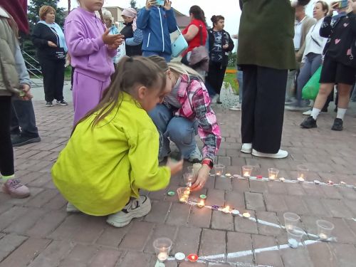 Нурлатцы зажгли свечи памяти в честь павших героев