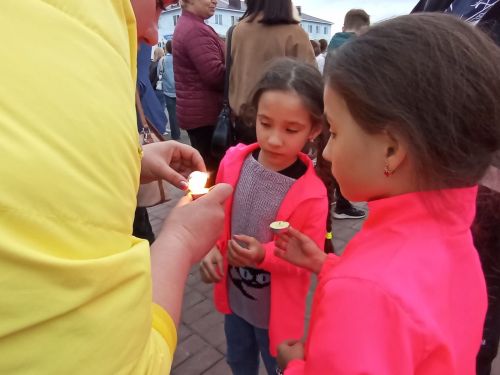 Нурлатцы зажгли свечи памяти в честь павших героев