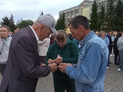 Нурлатцы зажгли свечи памяти в честь павших героев