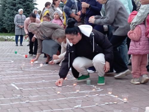Нурлатцы зажгли свечи памяти в честь павших героев