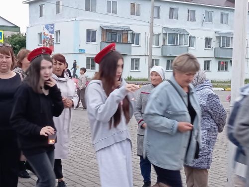 Нурлатцы зажгли свечи памяти в честь павших героев