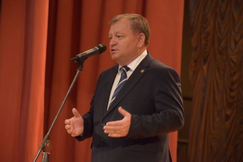 В Нурлате чествовали лучших выпускников района