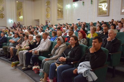 В Нурлате чествовали лучших выпускников района