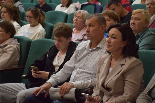 В Нурлате чествовали лучших выпускников района