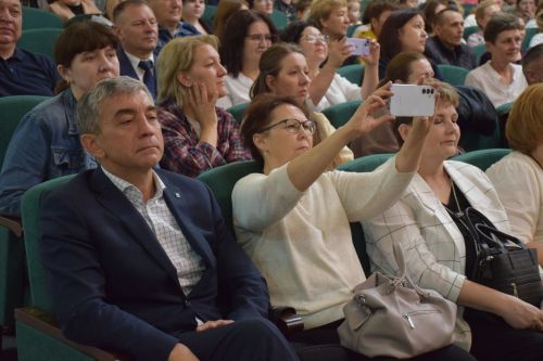В Нурлате чествовали лучших выпускников района