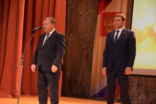 В Нурлате чествовали лучших выпускников района