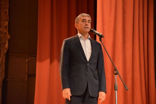 В Нурлате чествовали лучших выпускников района